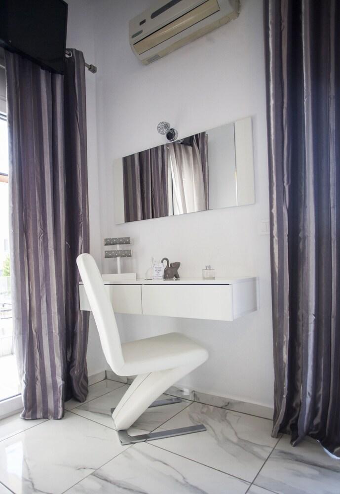 Diogenis Luxury Sea View Διαμέρισμα *